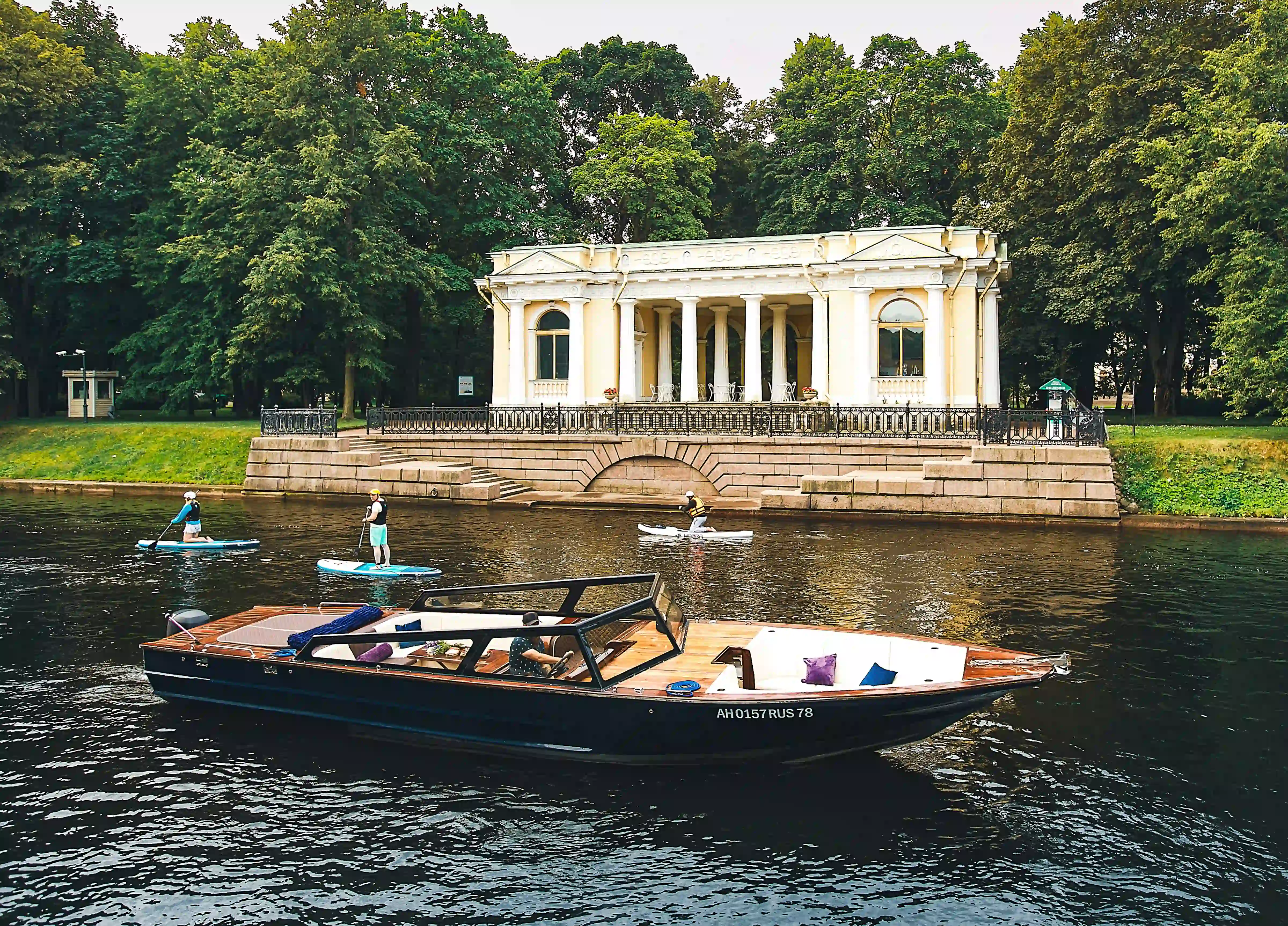 Катер Blueberry image- 5